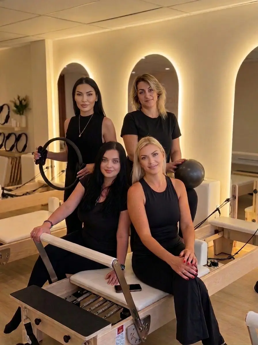 L'équipe d'instructrices BLVD Pilates